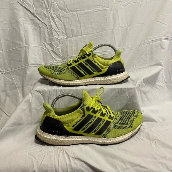 adidas gazelle silver green womens Adidas Unisex Ultra 4DFWD Cloud White / Core Black / Solar Yellow Running  Shoes main image 1